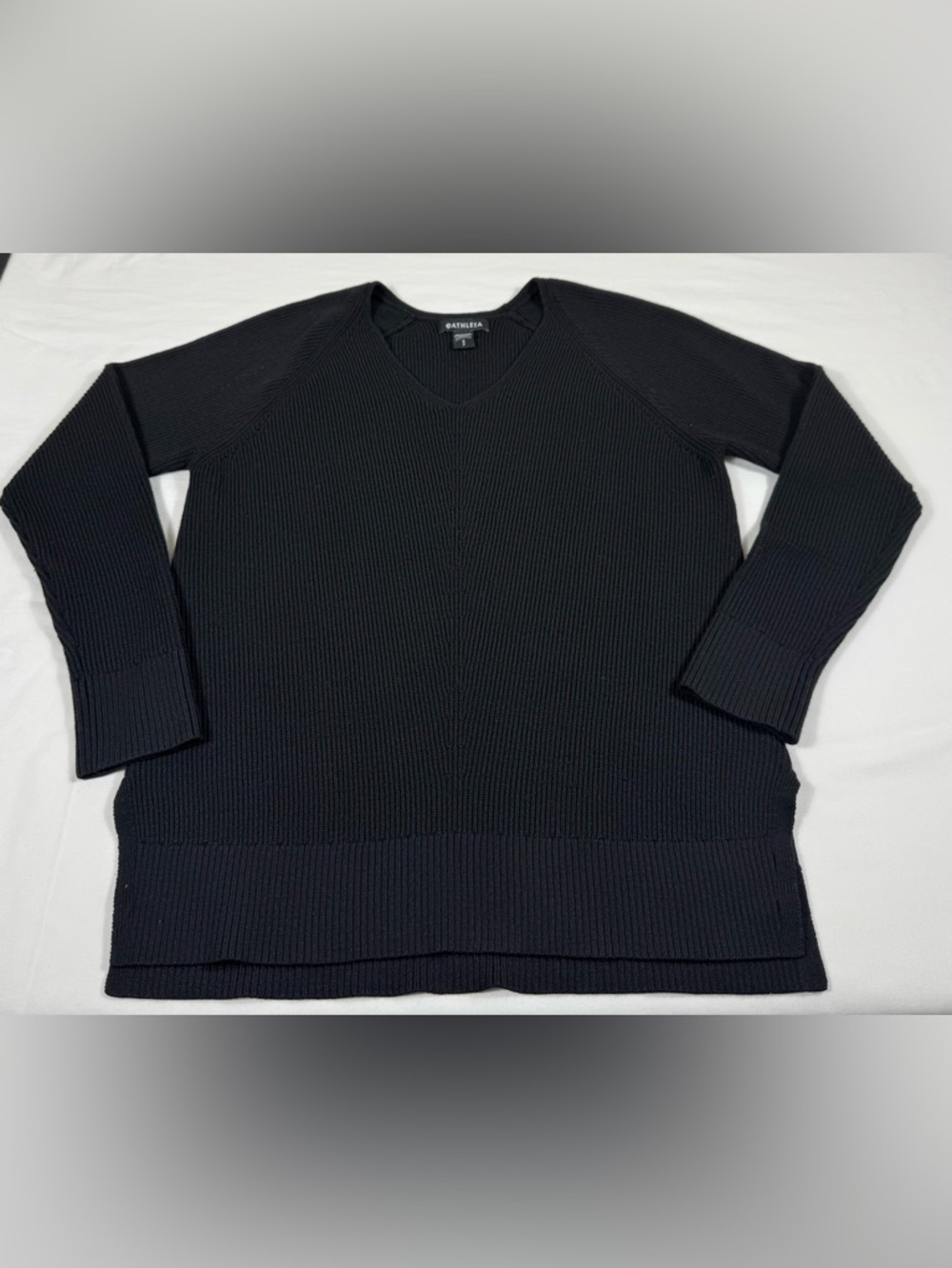 Athleta Men's Black V-Neck Ribbed Sweater(158)